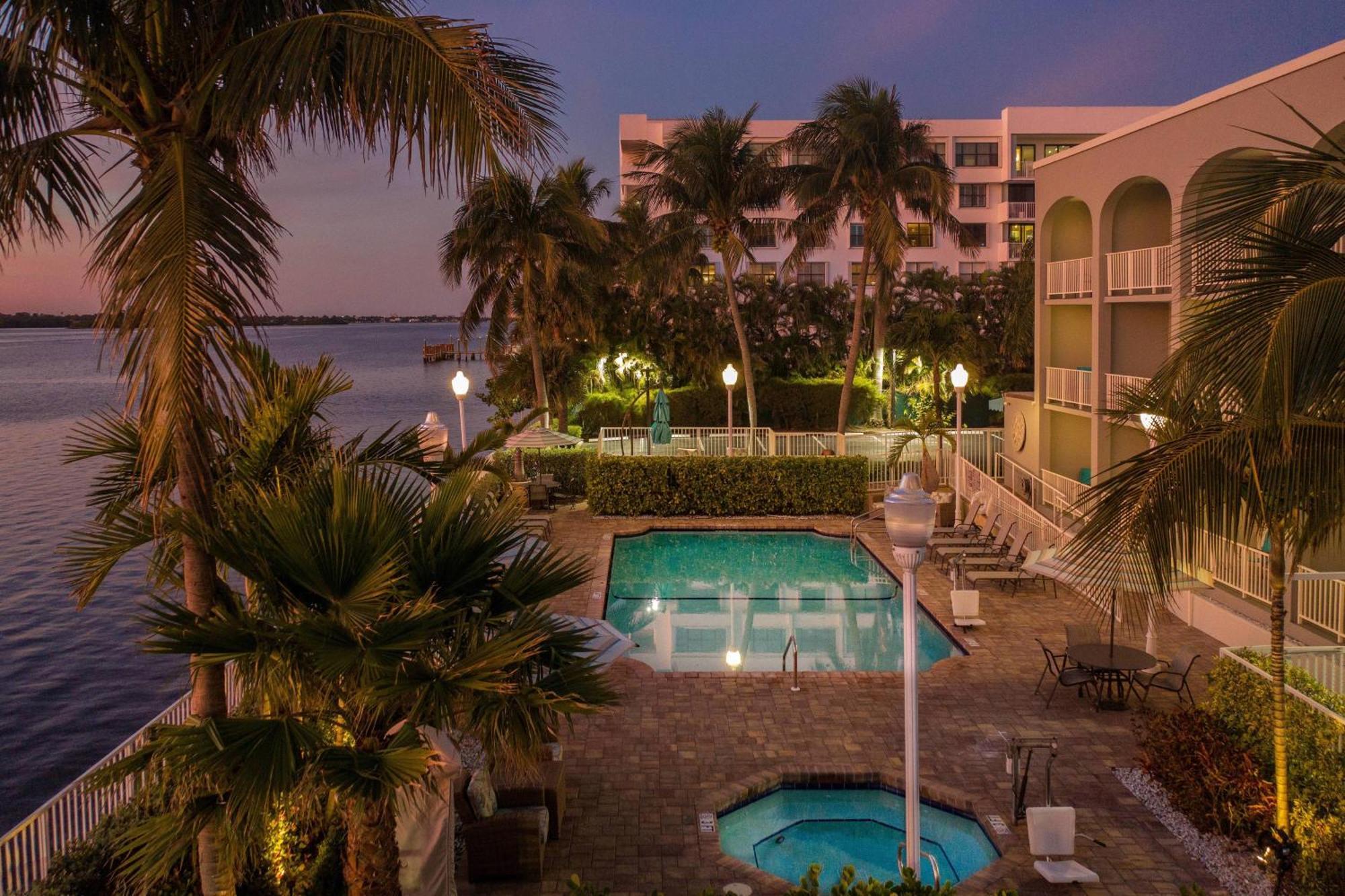 Fairfield Inn And Suites By Marriott Palm Beach Zewnętrze zdjęcie